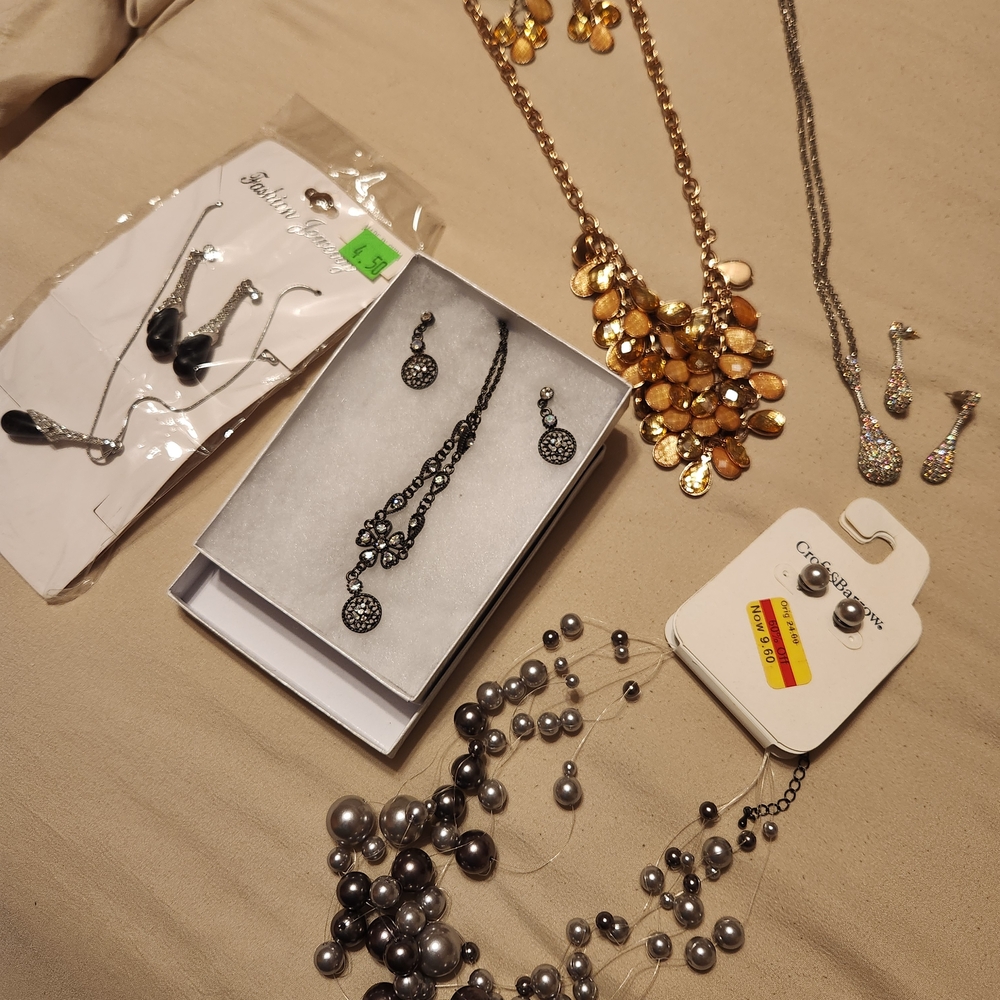 Five Necklace Sets